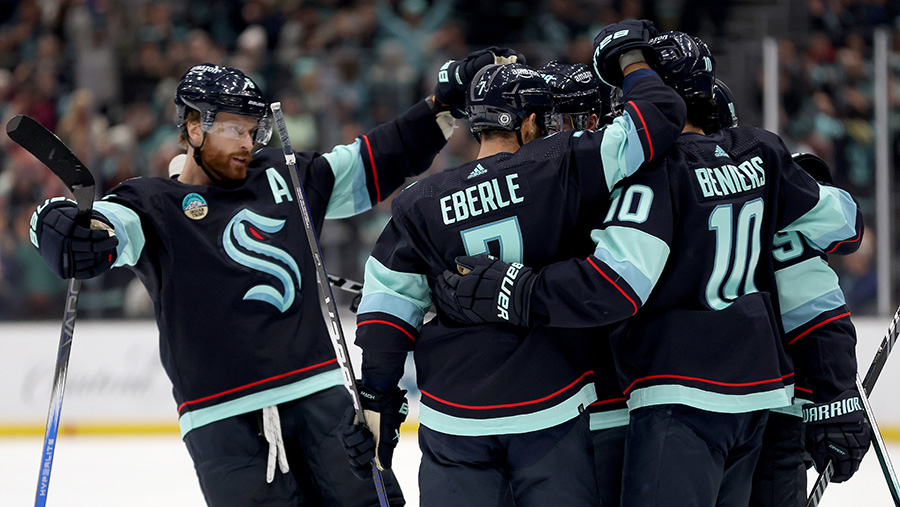 Why are Kraken surging? Hakstol says they've found their identity - Seattle  Sports