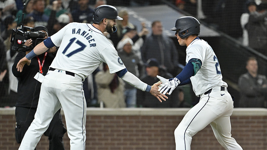 Mariners highs and lows: What stands out from Opening Day loss