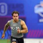 INDIANAPOLIS, INDIANA - FEBRUARY 29: Brennan Jackson #DL36 of Washington State participates in the 40-yard dash during the NFL Combine at Lucas Oil Stadium on February 29, 2024 in Indianapolis, Indiana. (Photo by Stacy Revere/Getty Images)