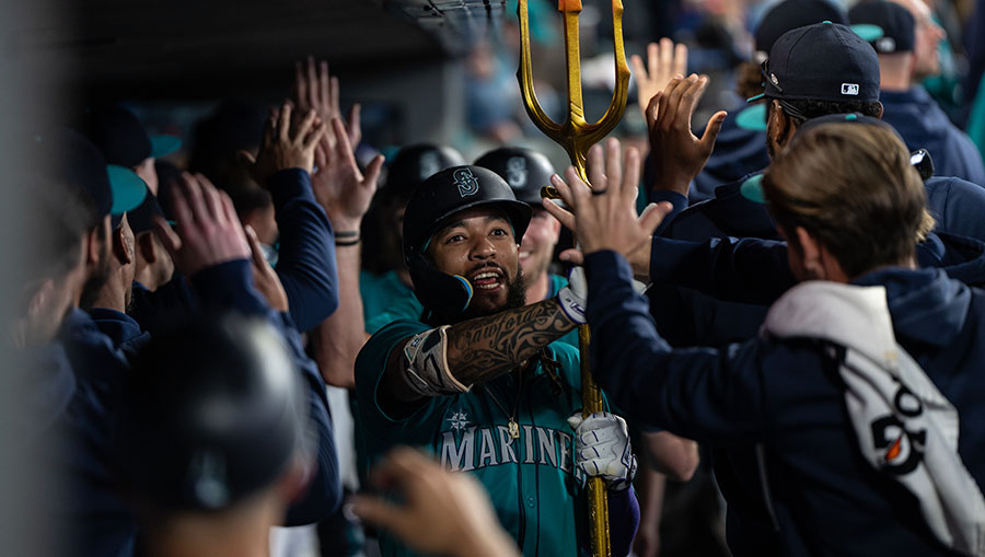 Crawford's slam, Miller's arm help Seattle Mariners thump Angels