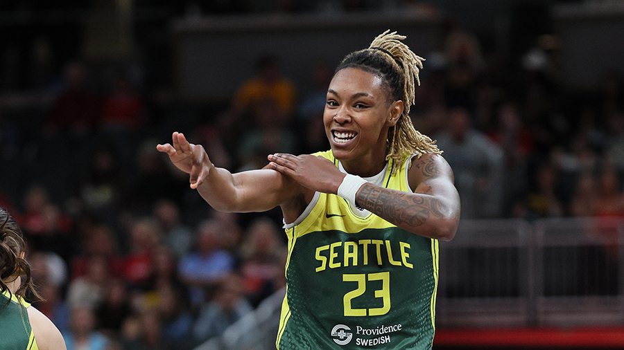 Seattle Storm snap two-game skid, beat Connecticut Sun 72-61