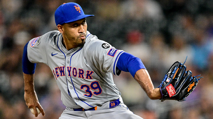 New York Mets Edwin Diaz former Seattle Mariners closer 2024...