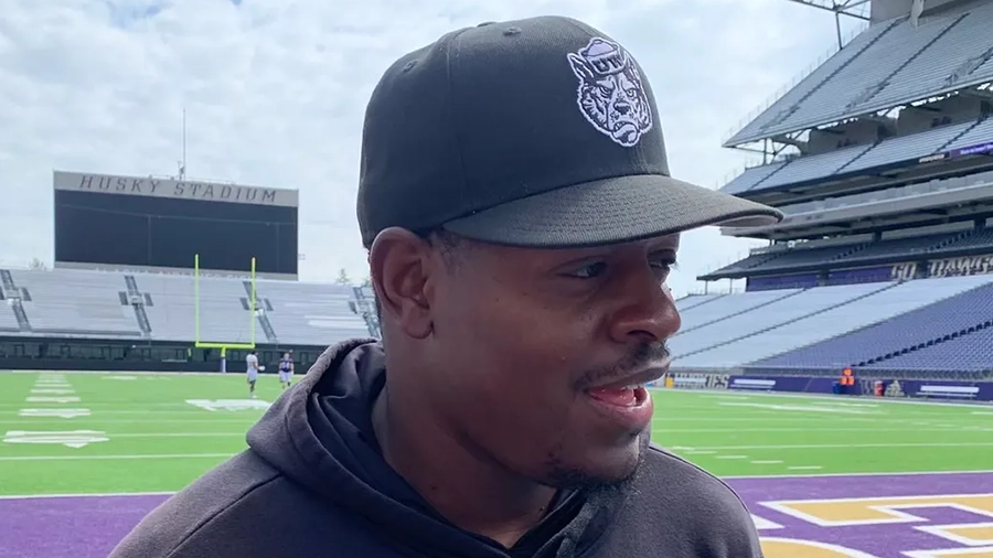 UW Huskies secondary coach John Richardson 2024 fall camp...