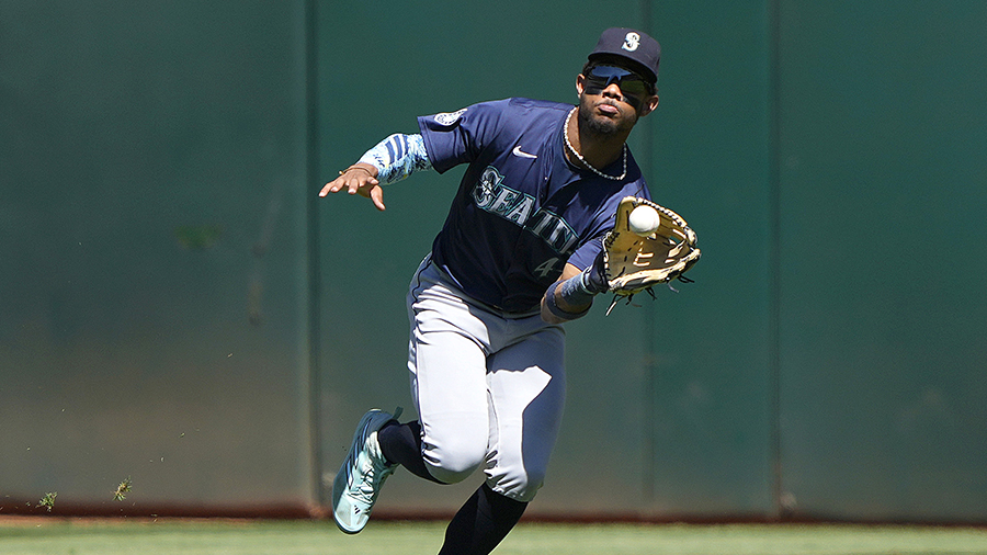 Seattle Mariners Julio Rodriguez catch Oakland Athletics 2024...