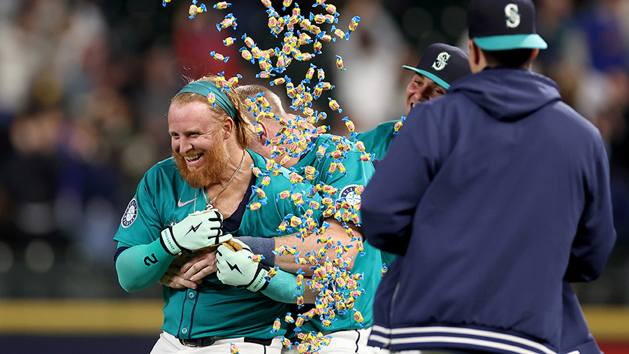 Seattle Mariners rally, walk off to beat Oakland A's 7-6 in 10 innings