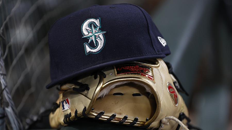 Seattle Mariners hat and glove 2022...