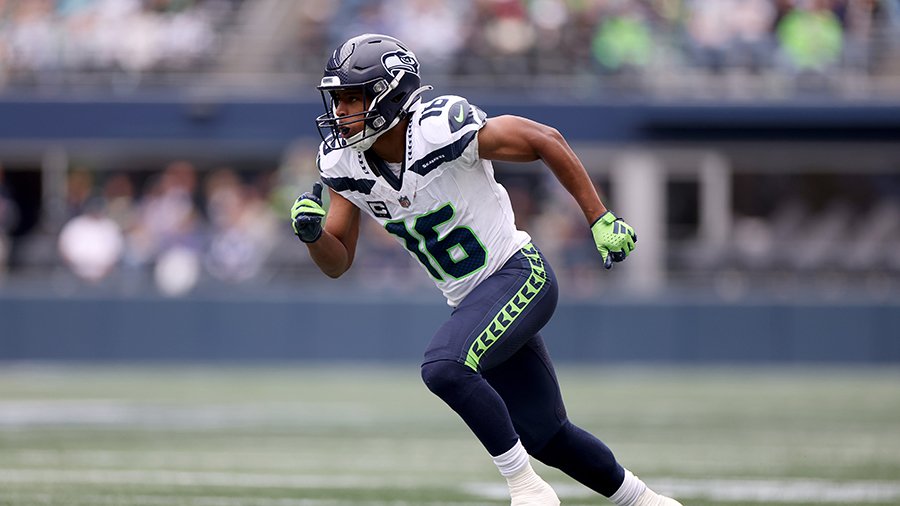 Seattle Seahawks Tyler Lockett running route 2023...