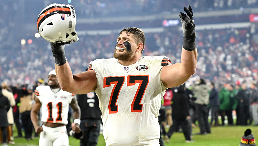 Seattle Seahawks trade proposal Wyatt Teller...