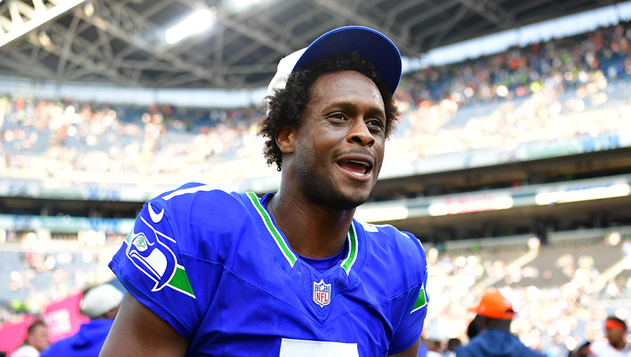 Former Seattle Seahawks QB Geno Smith Las Vegas Raiders extension...