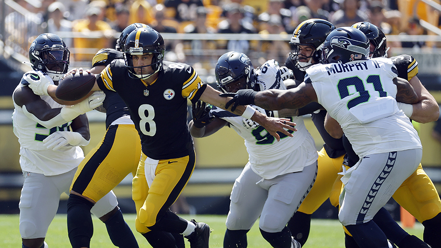 Seattle Seahawks pass rush Aaron Rodgers Steelers 2025...