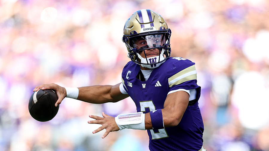 UW Huskies Demond Williams Jr. looks to pass Ohio State 2025...