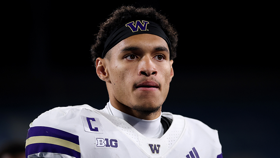 UW Huskies Demond Williams Jr....