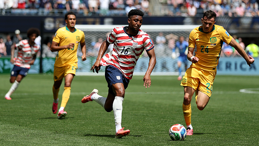 Alex Freeman dribbles US 2026 World Cup Seattle Australia...