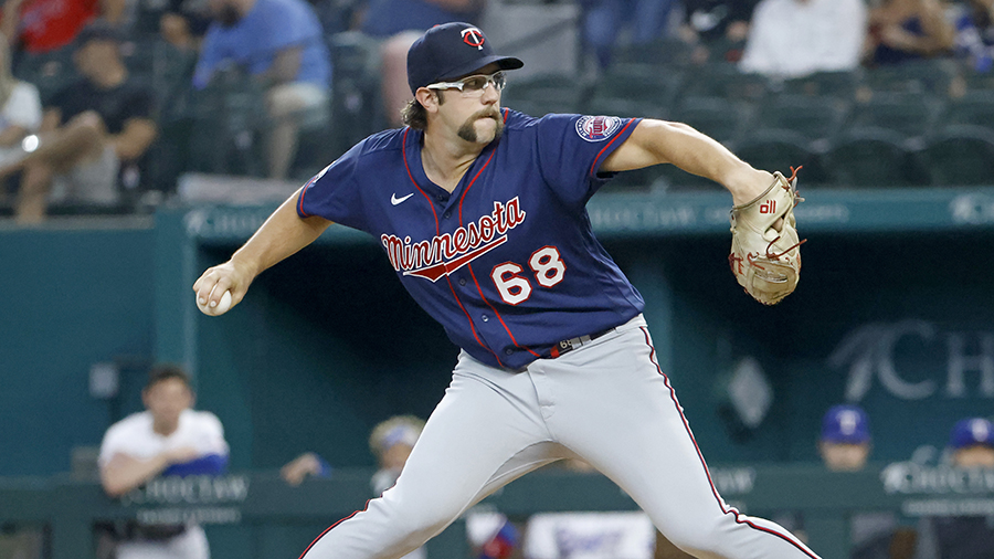 Randy Dobnak Minnesota Twins 2021...