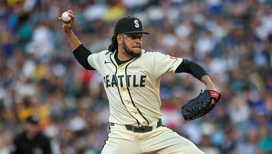 Seattle Mariners Luis Castillo...