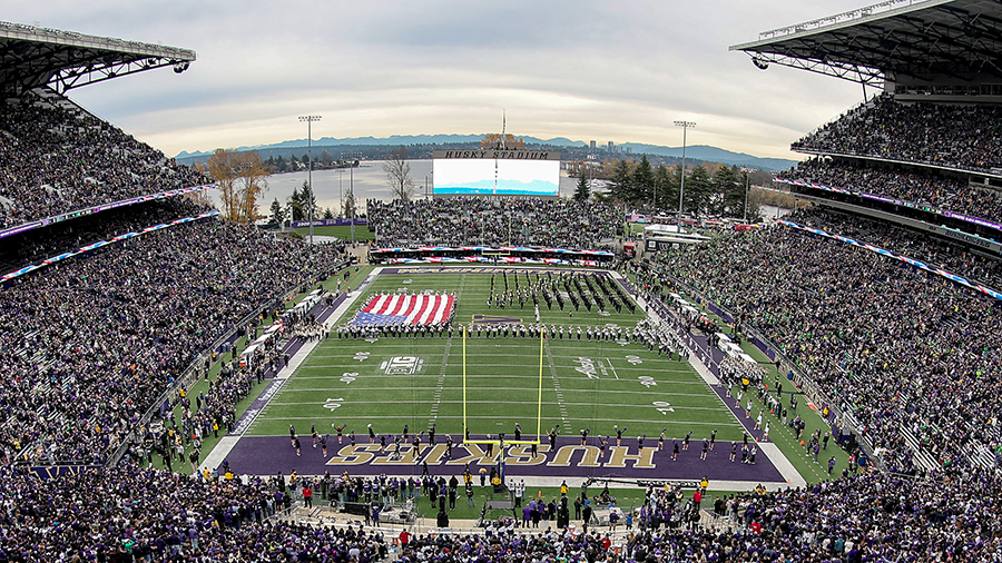 UW Huskies Husky Stadium general Oregon 2025...