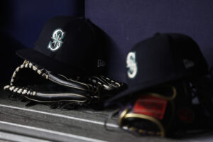 Mariners sign first-round pick Ace Reese; 2 draftees remain unsigned