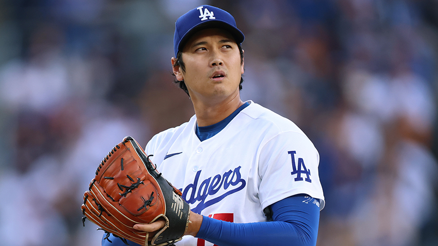 Ohtani Dodgers reacts on mound 2026...