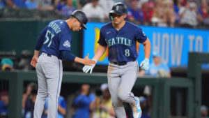 Canzone powers Mariners past Rangers 6-4 to end skid