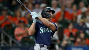 Dom Canzone hits 2 huge HRs in Mariners’ win over Dodgers