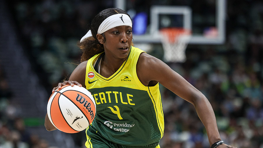 Seattle Storm Flau'jae Johnson...