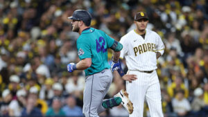 Jake Peavy: Mariners, Padres GMs have had conversations