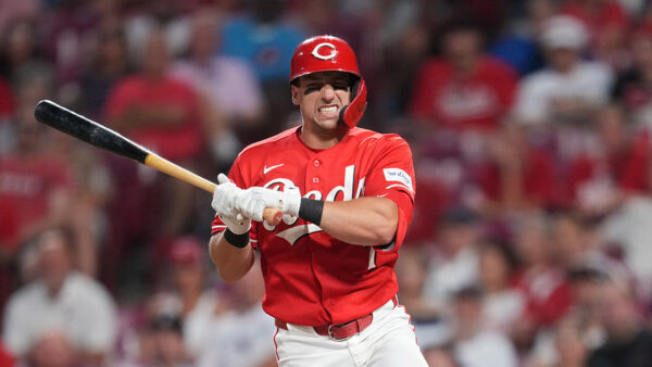 Seattle Mariners trade deadline MLB Spencer Steer Cincinnati Reds