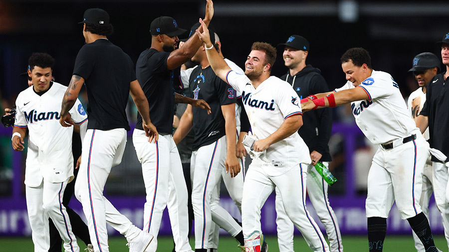 Seattle Mariners Miami Marlins walked off...