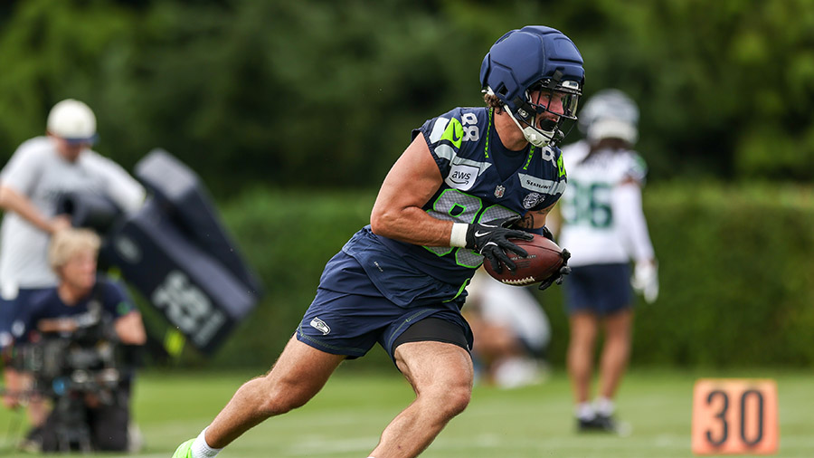 Seattle Seahawks AJ Barner training camp takeaways...