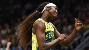 McBride, Miles lead Lynx over Storm 105-102 for 6th straight win