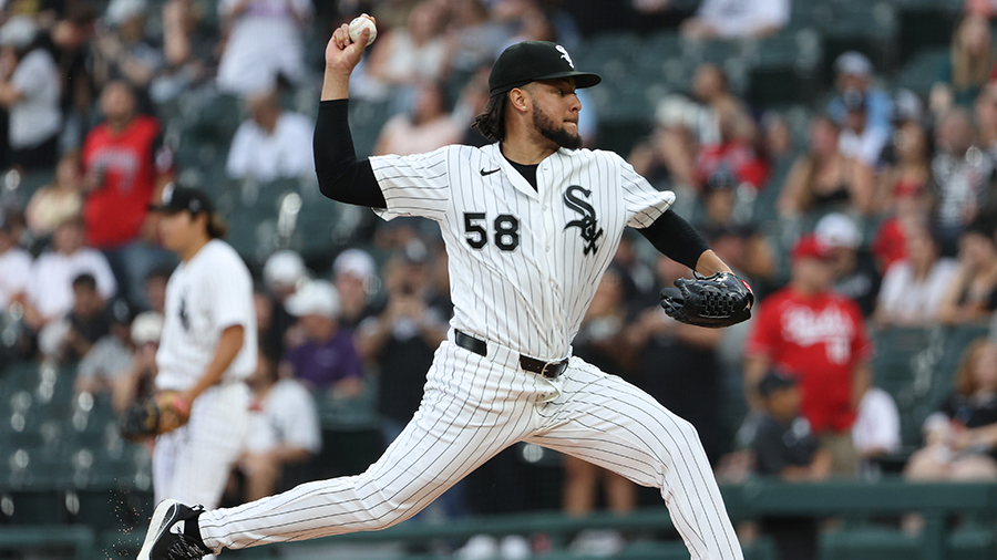 Chicago White Sox Luis Castillo Reds 2026...