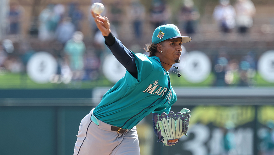 Seattle Mariners Carlos Vargas...