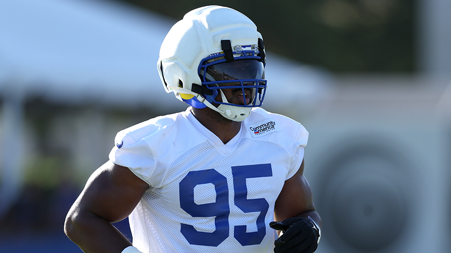 Rams Myles Garrett jogs training camp 2026...