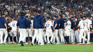 Salk: Could benches-clearing scuffle wake up the Mariners?