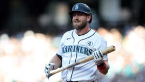 Mariners place OF Luke Raley on injured list, call up Seattle native