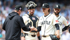 Mariners move right-hander Bryce Miller to bullpen