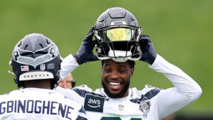 ‘Hard Knocks’ sheds light on Seahawks’ contract talks with Spoon