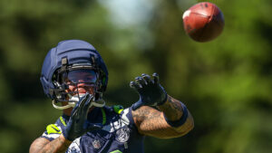 ‘Hungry’ for a Year 2 leap, Arroyo drawing buzz at Seahawks camp
