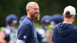 New Seahawks OC Brian Fleury already earning players’ respect