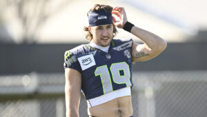 Seahawks place Jake Bobo on IR, sign WR