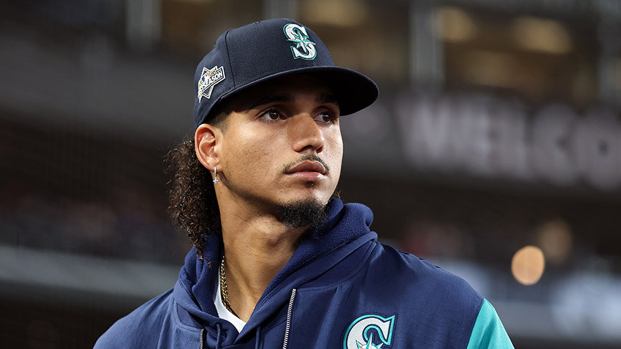 Seattle Mariners Carlos Vargas...