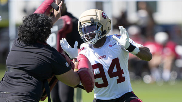 San Francisco 49ers Romello Height practice