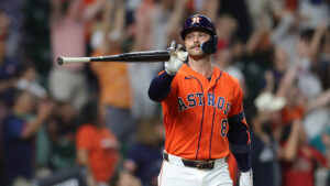 Astros walk Mariners off 10-7 on Walker’s 3-run HR in 10th