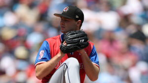 Roster Move: Mariners officially call up Kade Anderson, DFA LHP