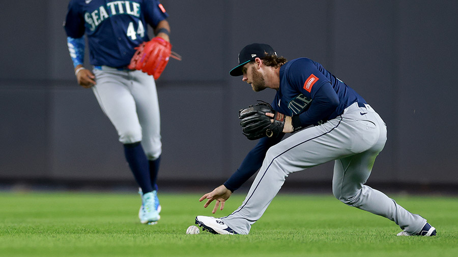 Seattle Mariners Taylor Ward...