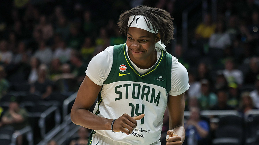 Seattle Storm Dominique Malonga Chicago Sky...