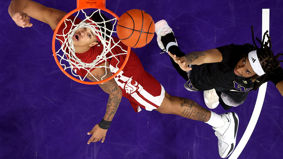UW Huskies WSU Cougars Seattle Holiday Classic...