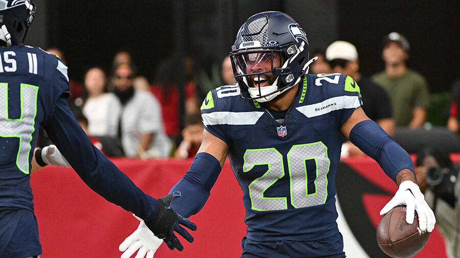 Seattle Seahawks Julian Love...
