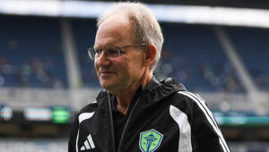 Sounders beat Minnesota United 3-1 for Schmetzer’s 150th win