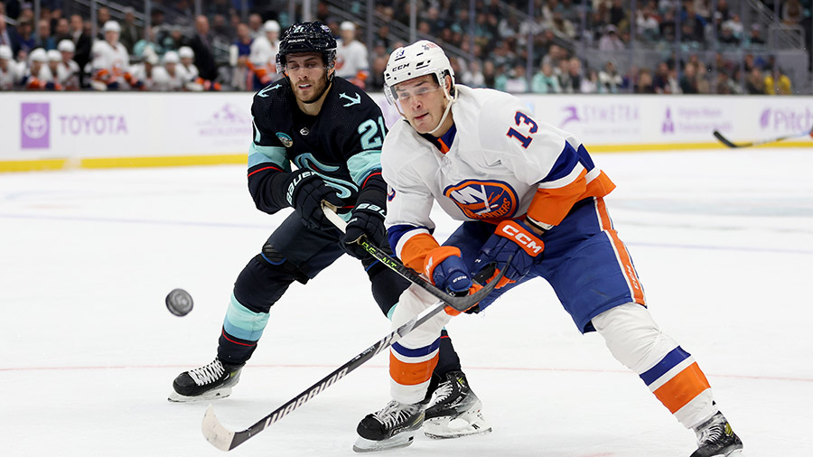 Former Seattle T-Birds star Mathew Barzal hurt on eve of Islanders camp